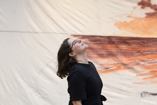Nia Davies performing at RELAY Glyn Vivian Gallery, 28-6-25. Photo by Daryl Feehely.